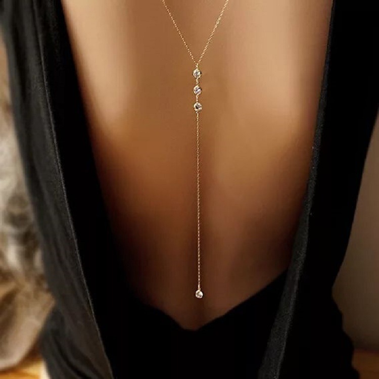Nuevo collar de cadena trasera - Body Jewelry Outfit reseña y precio